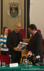 Amatto Zaharia & Cidade de Faro Mayor , Portugalia , 2008